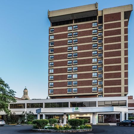 Holiday Inn & Suites Pittsfield-Berkshires By Ihg Екстериор снимка
