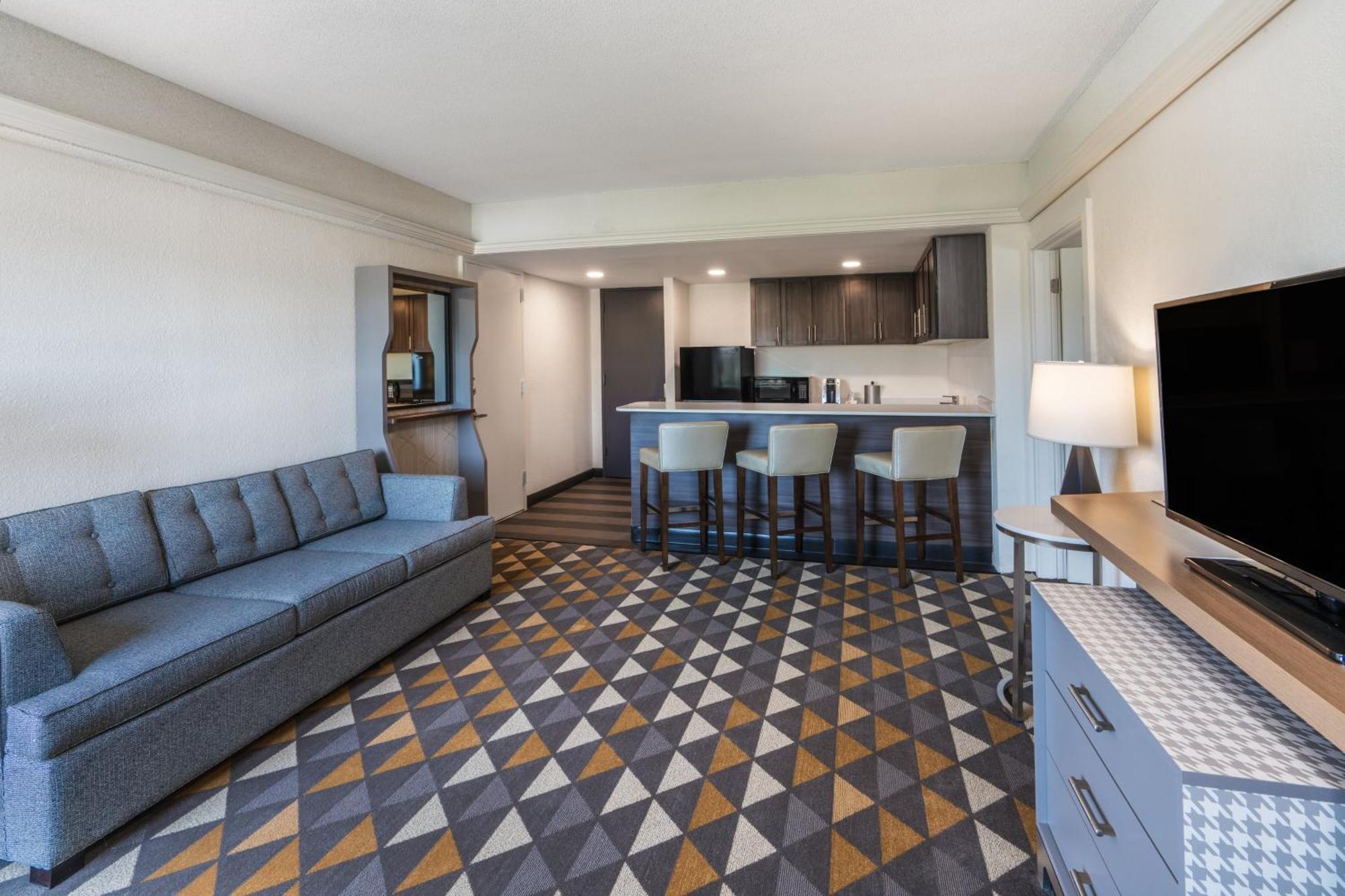 Holiday Inn & Suites Pittsfield-Berkshires By Ihg Екстериор снимка